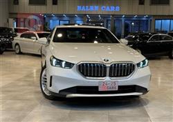 بی ئێم دەبڵیو سیریەس 5